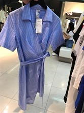 武漢服裝商場(chǎng)全球?qū)嵟膱D庫(kù) 零售與批發(fā)市場(chǎng)的視覺(jué)盛宴